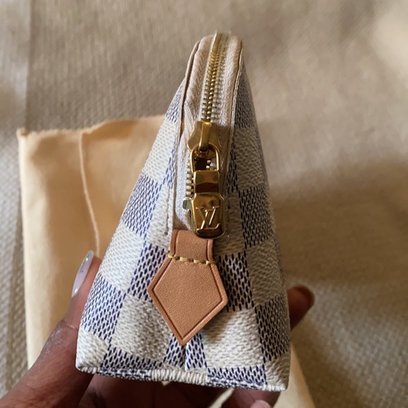 Louis Vuitton Cosmetic pouch - Picture 5 of 12
